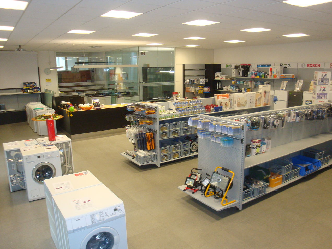 Unser Showroom. Lampenausstellung in Vintl